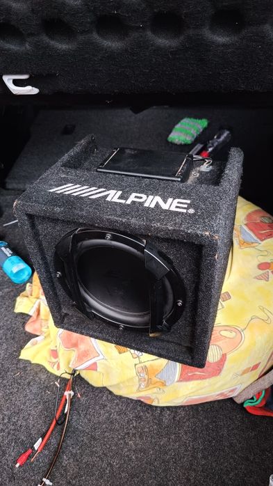 Сабвуфер Alpine swe - 815