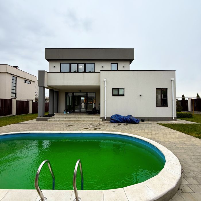 ДОМ Новоалександровка 188 м2  с басейном