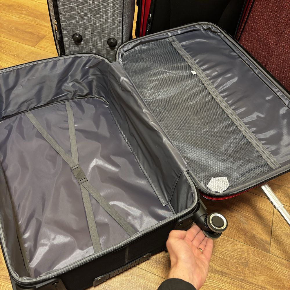Валіза - Чемодан 50 / 70 / 95л. Suitcase