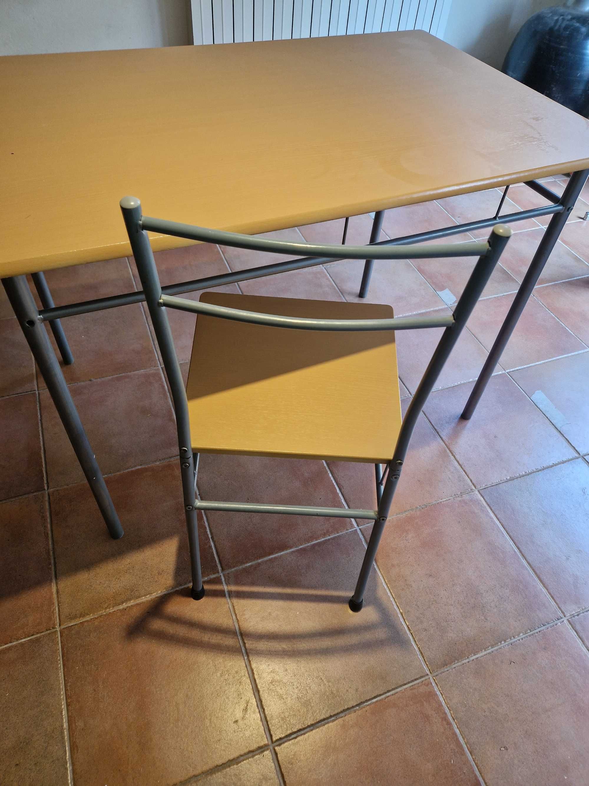 Mesa de Cozinha 70*110 com 3 Cadeiras