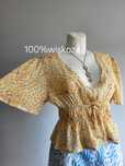 Top boho z szerokimi rekawami pastelowy