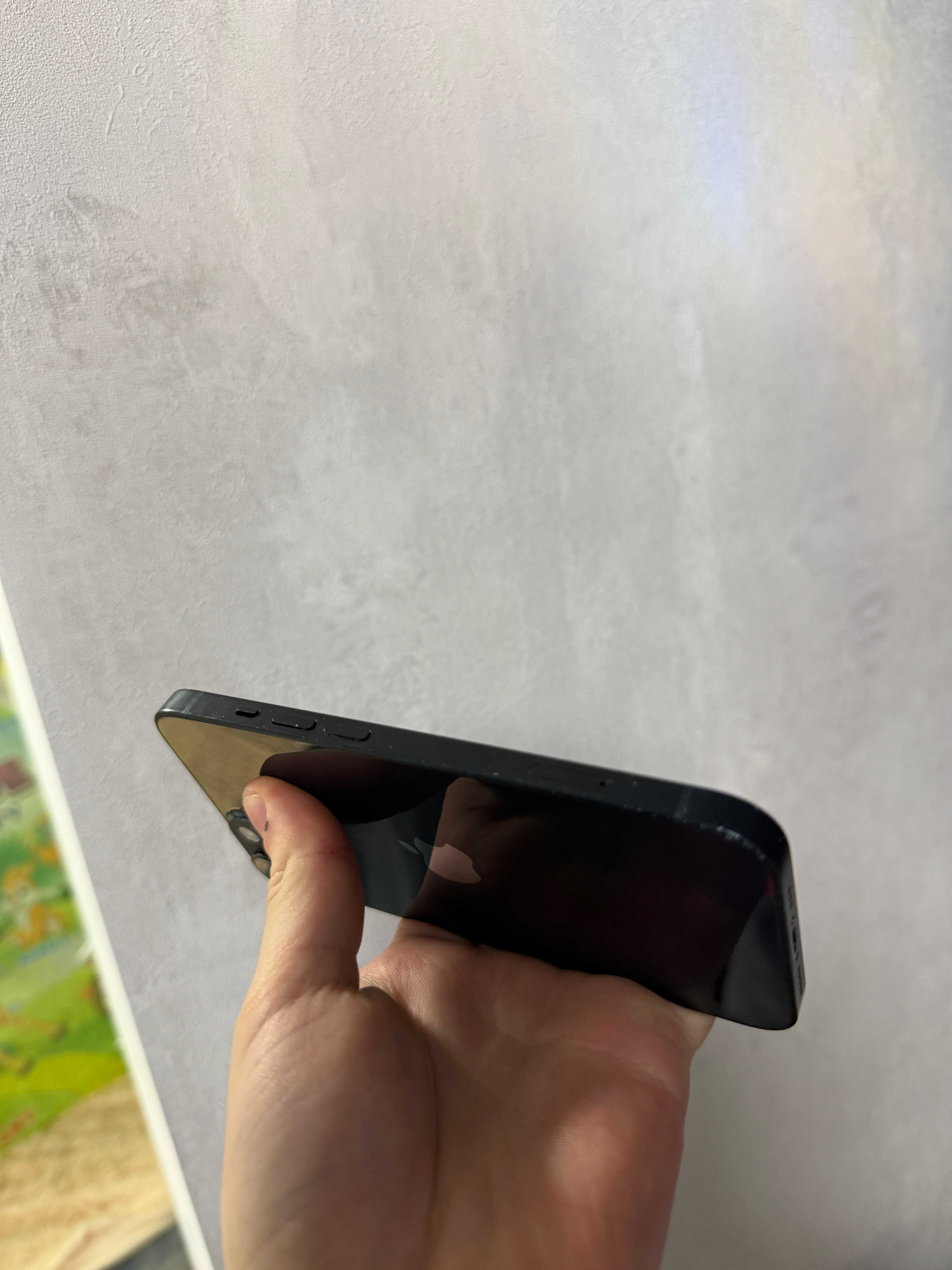 iPhone 14 Midnight 128GB Neverlock TRADE-IN Айфон 14 чорний з сім-лотк