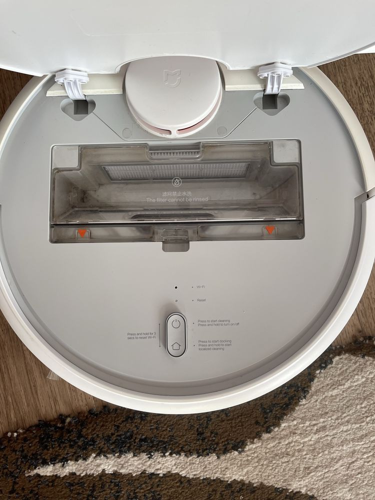 Робот пылесос Xiaomi Vacuum Cleaner SDJQR02RR