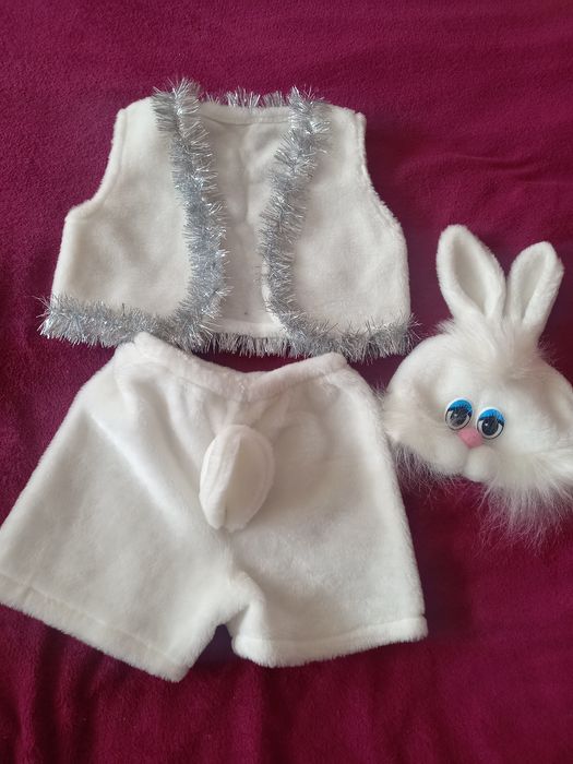 Прокат костюм "Зайчика"