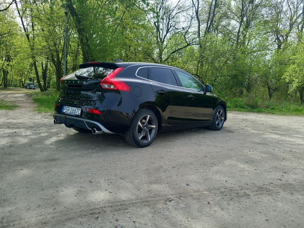 Volvo v40 R design  d2 2015r