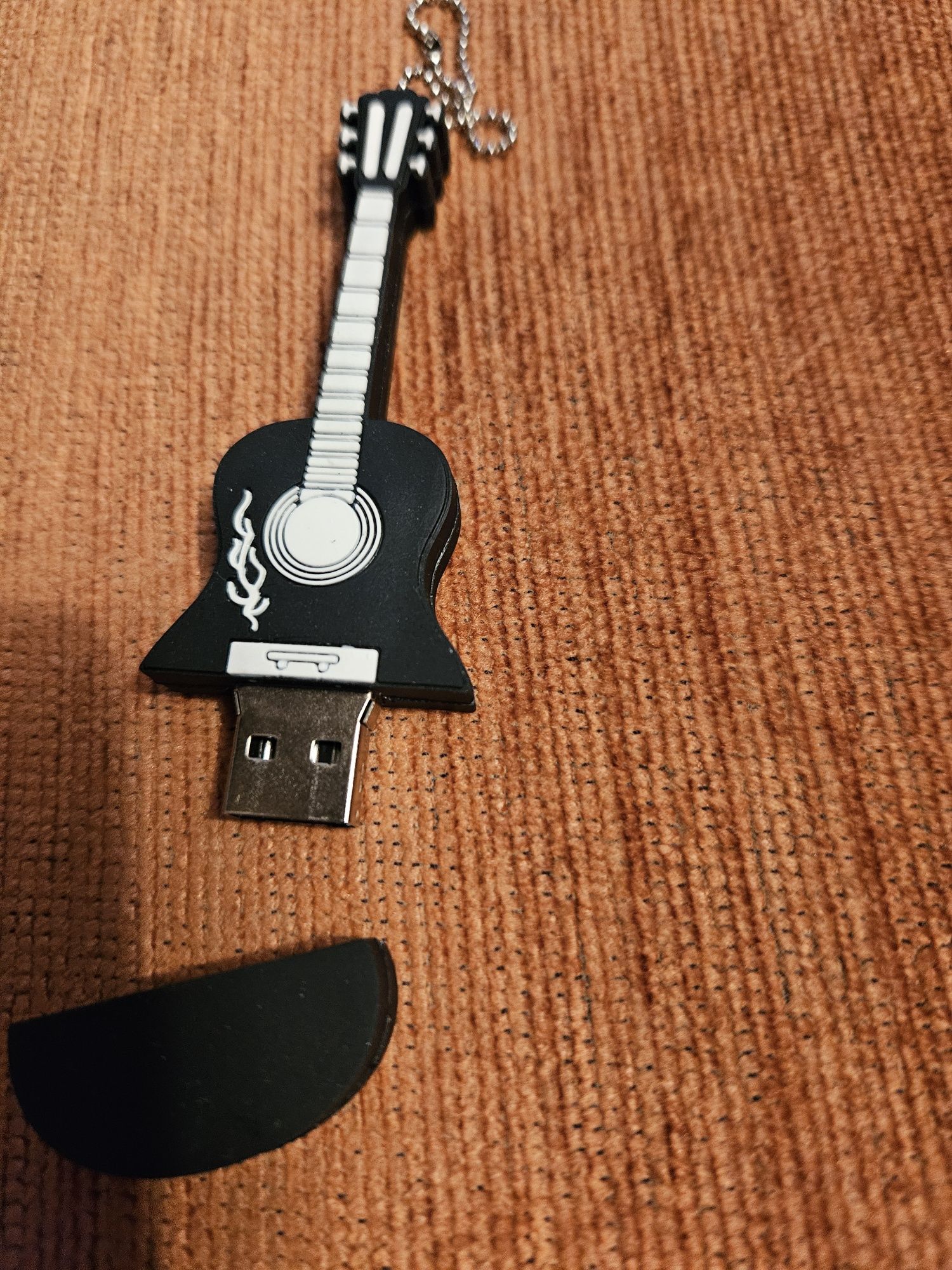 Pendrive gitara 64GB