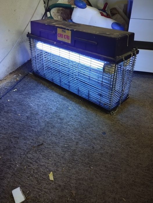 Máquina de matar insectos antiga