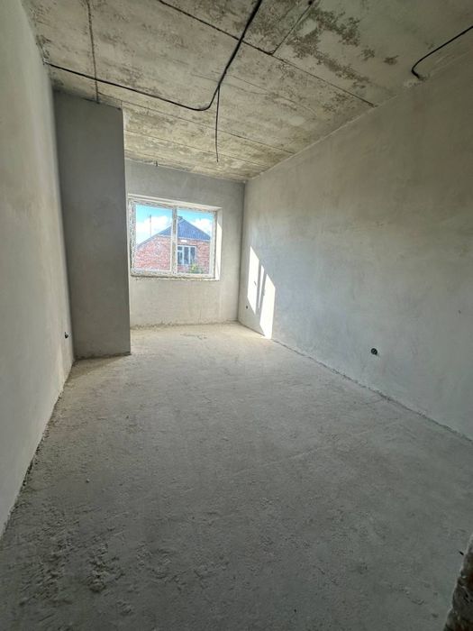 Продаж котеджу в Зимній Воді 3,6 сот ПІДВАЛ. Газ, Розведена електрика