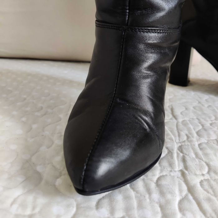 Чоботи чорні шкіряні 39 розмір