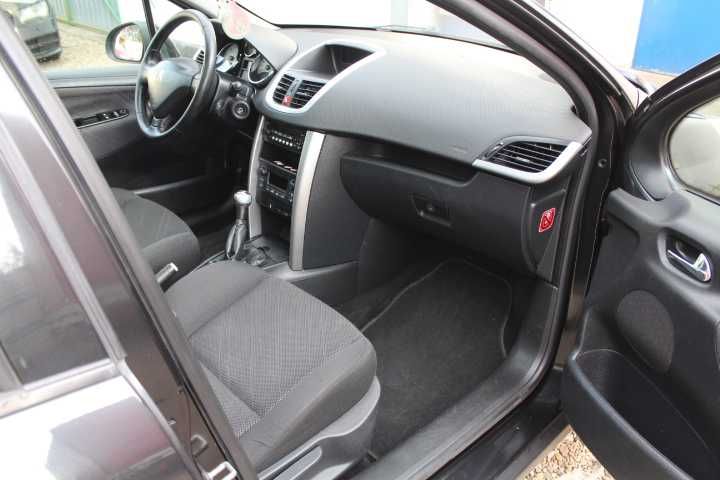 Peugeot 207 1,6 hdi Klima Tempomat Panorama Spalanie 5L Zadbany F vat