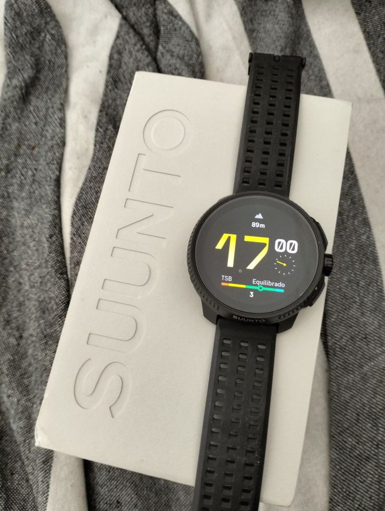 smartwatch SUUNTO Race 49mm