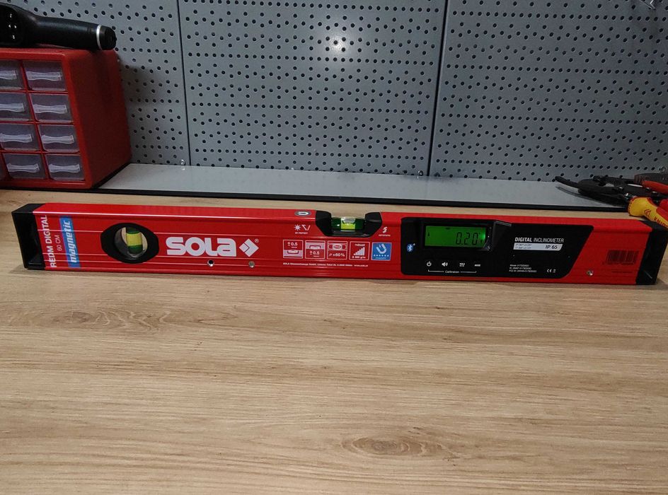 Poziomica elektroniczna SOLA REDM MAGNETIC 60CM