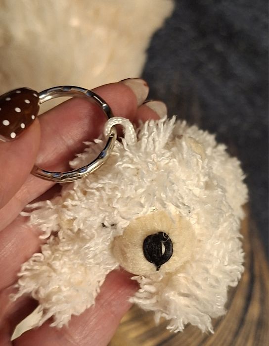 Zestaw maskotka i brelok śpiący miś polarny Actimel dla kolekcjonerów