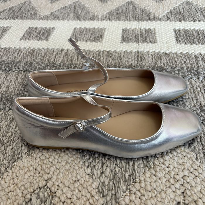 сріібні балетки