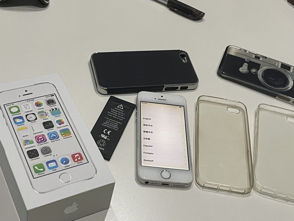 iPhone 5S Silver 32GB - muito bom estado