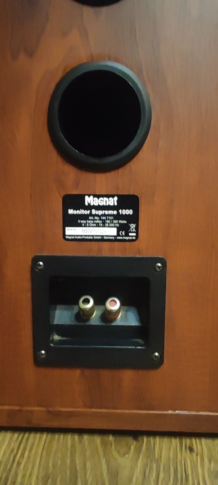 Kolumny głośnikowe podłogowe