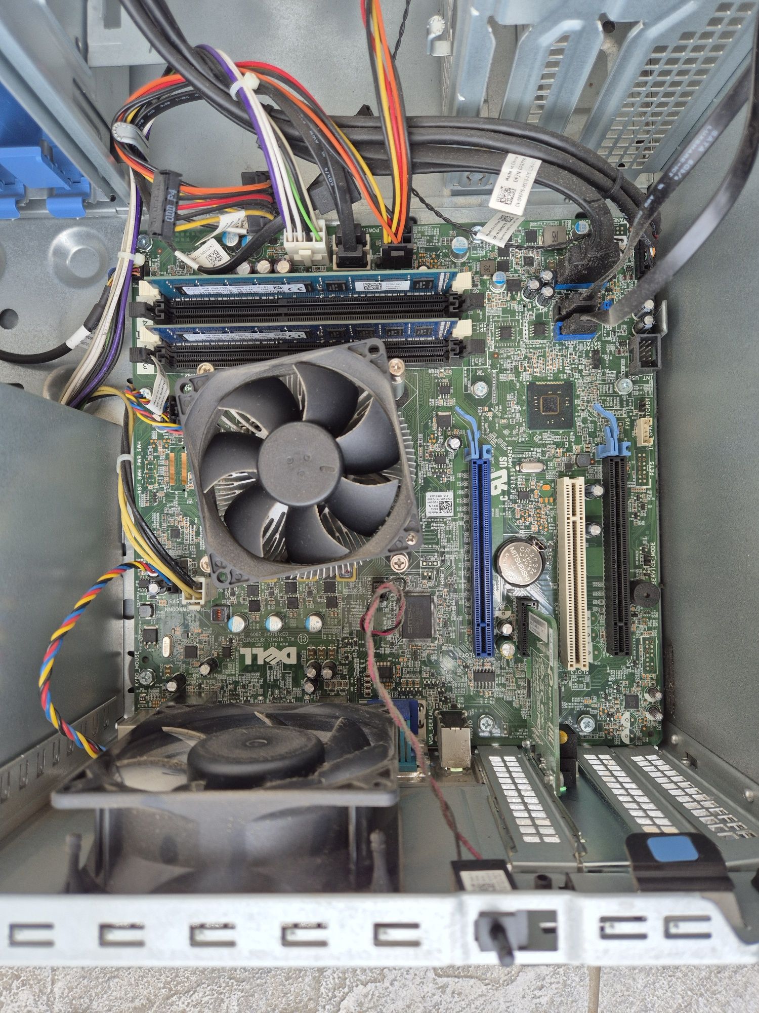 Dell PowerEdge T20 Intel Xeon serwer stacja robocza komputer