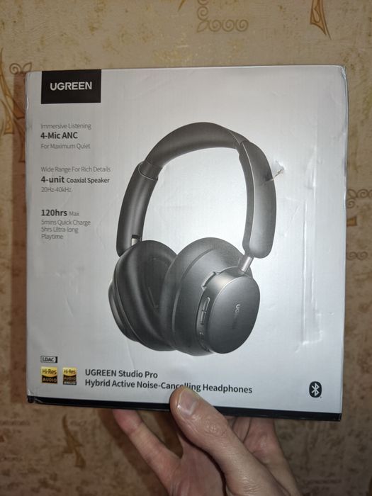 Ugreen Studio Pro Max5c