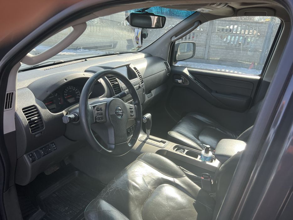 Nissan Navara 2.5tdi автомат 4x4 2008 в максималці, ідеал стан 7500$