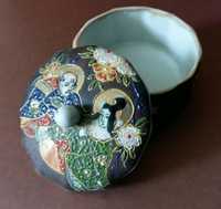 Antyk Pudełko Biżuteria Satsuma Japonia_Meiji_Styl Moriage Porc Kostna