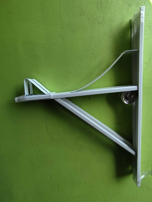 Zawiesia naczynia wzbiorczego  do 40 cm średnicy solidne,cena za 2 szt