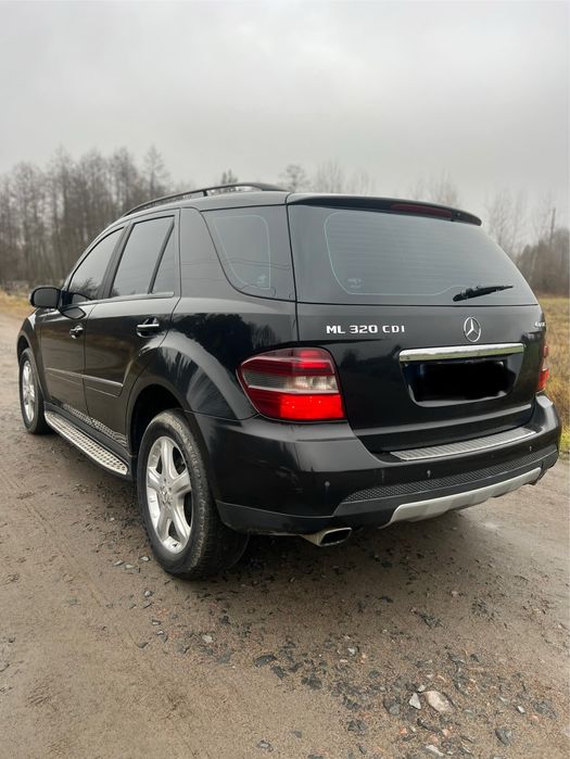 Mercedes-Benz ML 320