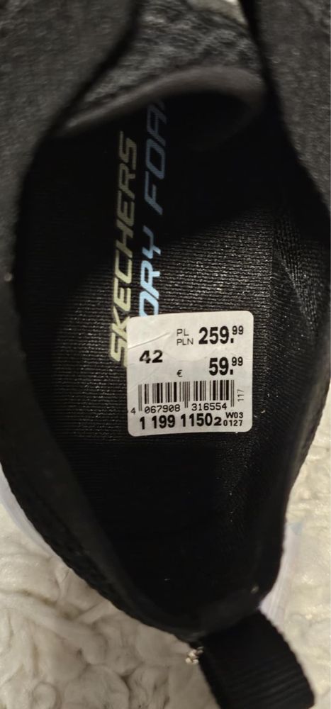 Skechers memory foam roz. 42 czarne nowe