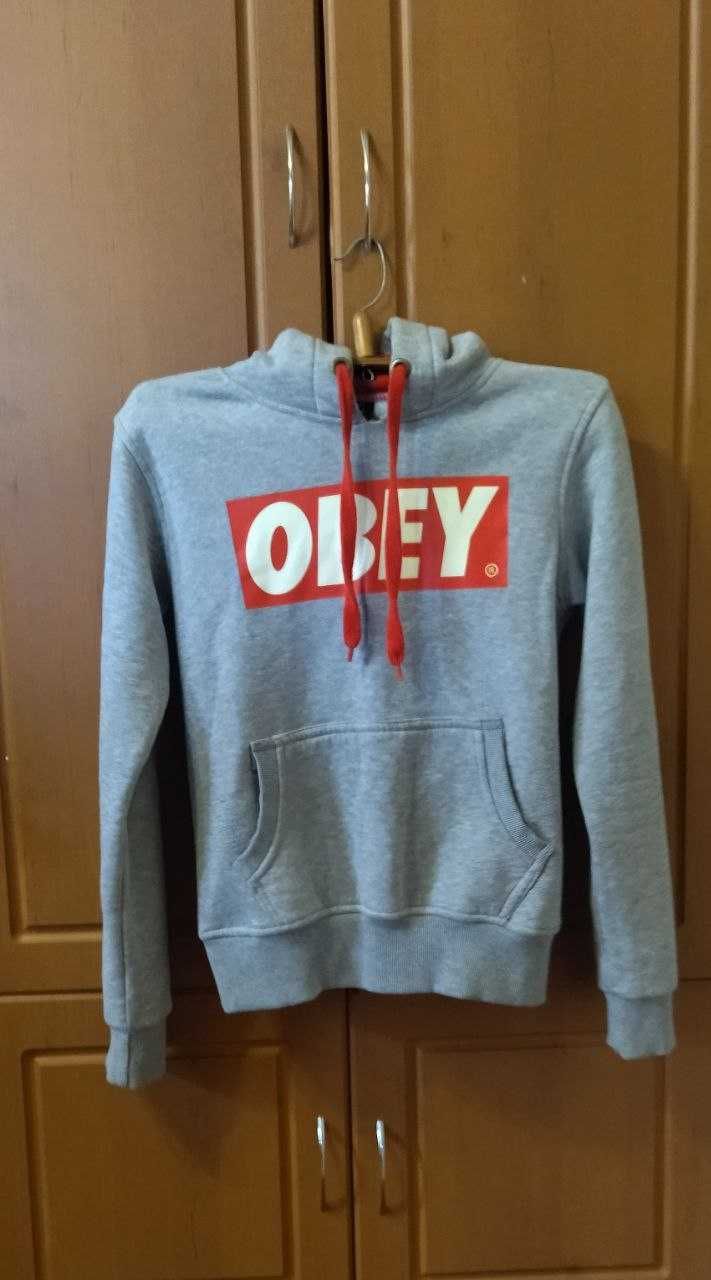 Кофта OBEY, дуже тепла та комфортна