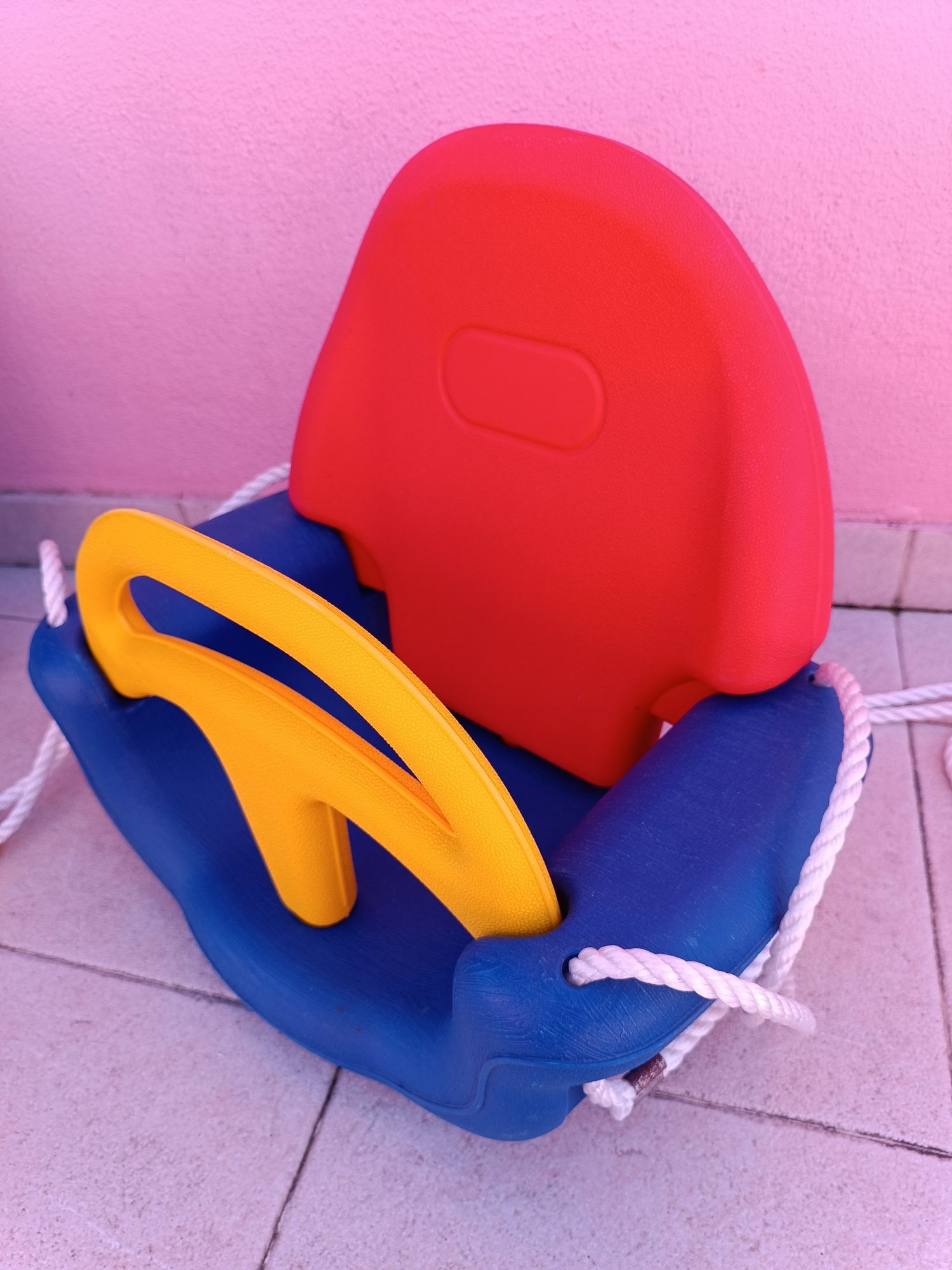 Baloiço criança 3 em 1 com cordas marca Playtive na caixa