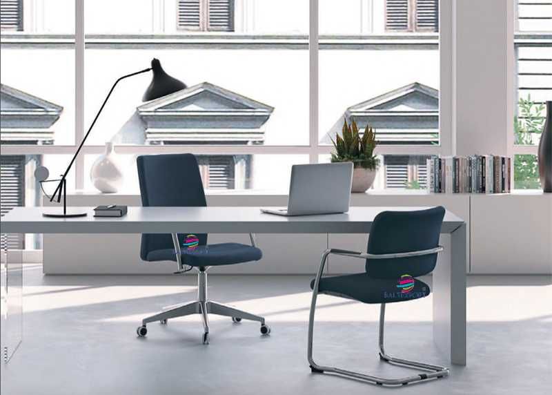 Cadeira MAGIX Costa Média /Alta Base Patim / 4 Pés / Rodada / Rede