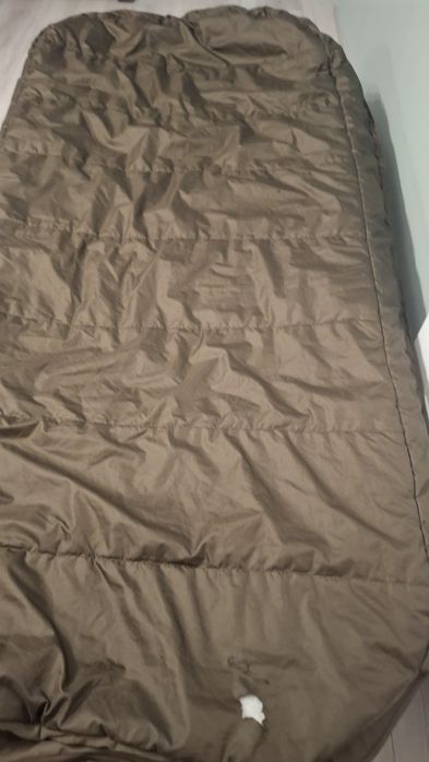 Duże łóżko karpiowe NGT ze śpiworem