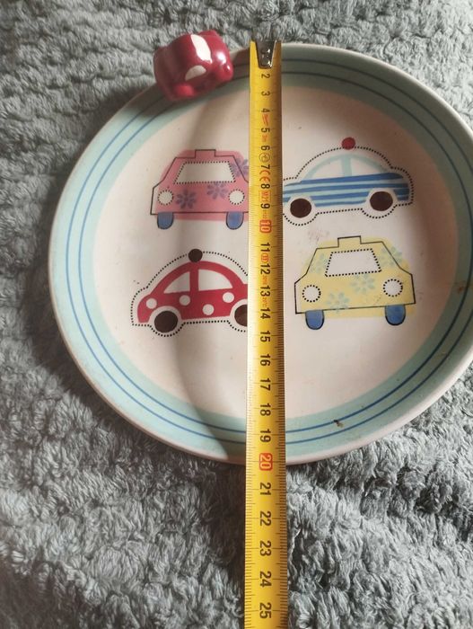 Talerz dla chłopca samochody