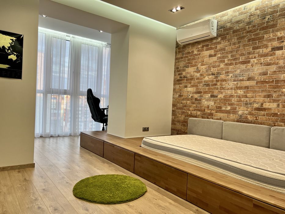 Оренда 4к, Левада, за Сільпо, 150м2