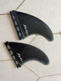 Used middle and left future fins copy made in bali, fibre