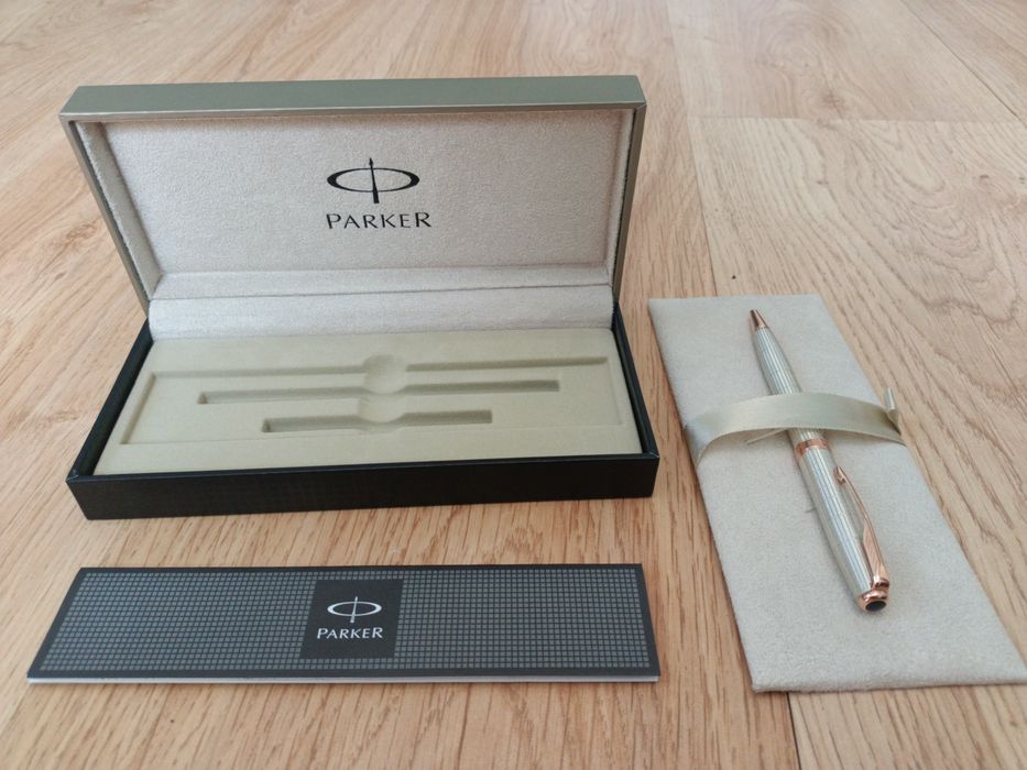 Срібна кулькова ручка Parker SONNET Cisele Silver PGT BP 88 132