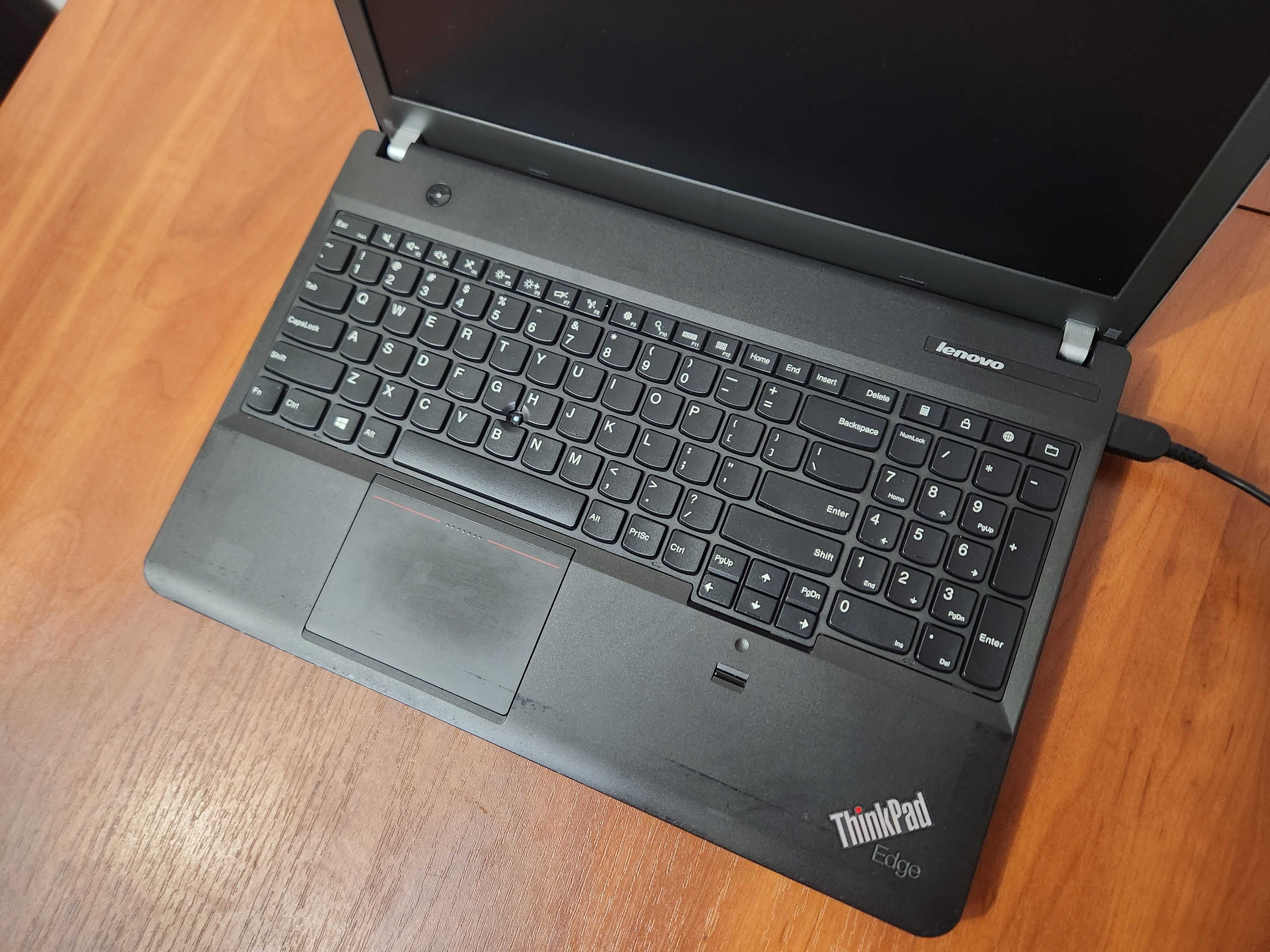 Ноутбук Lenovo E531,Intel i5 - 3230M,RAM - 8Gb,SSD - 240gb