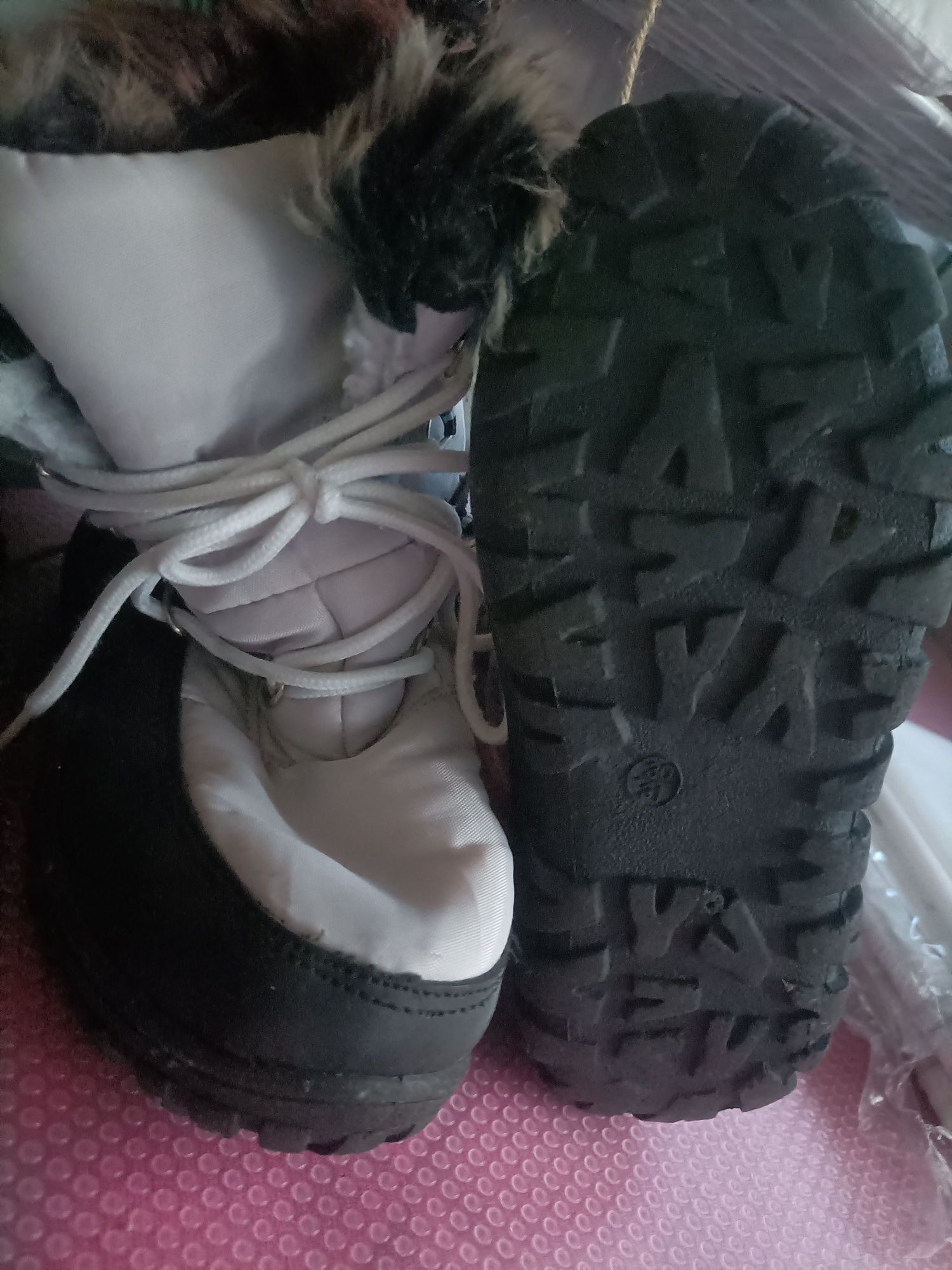 Botas para a neve de menina