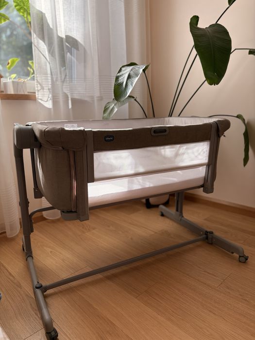 Chicco Next2Me – łóżeczko dostawne / turystyczne