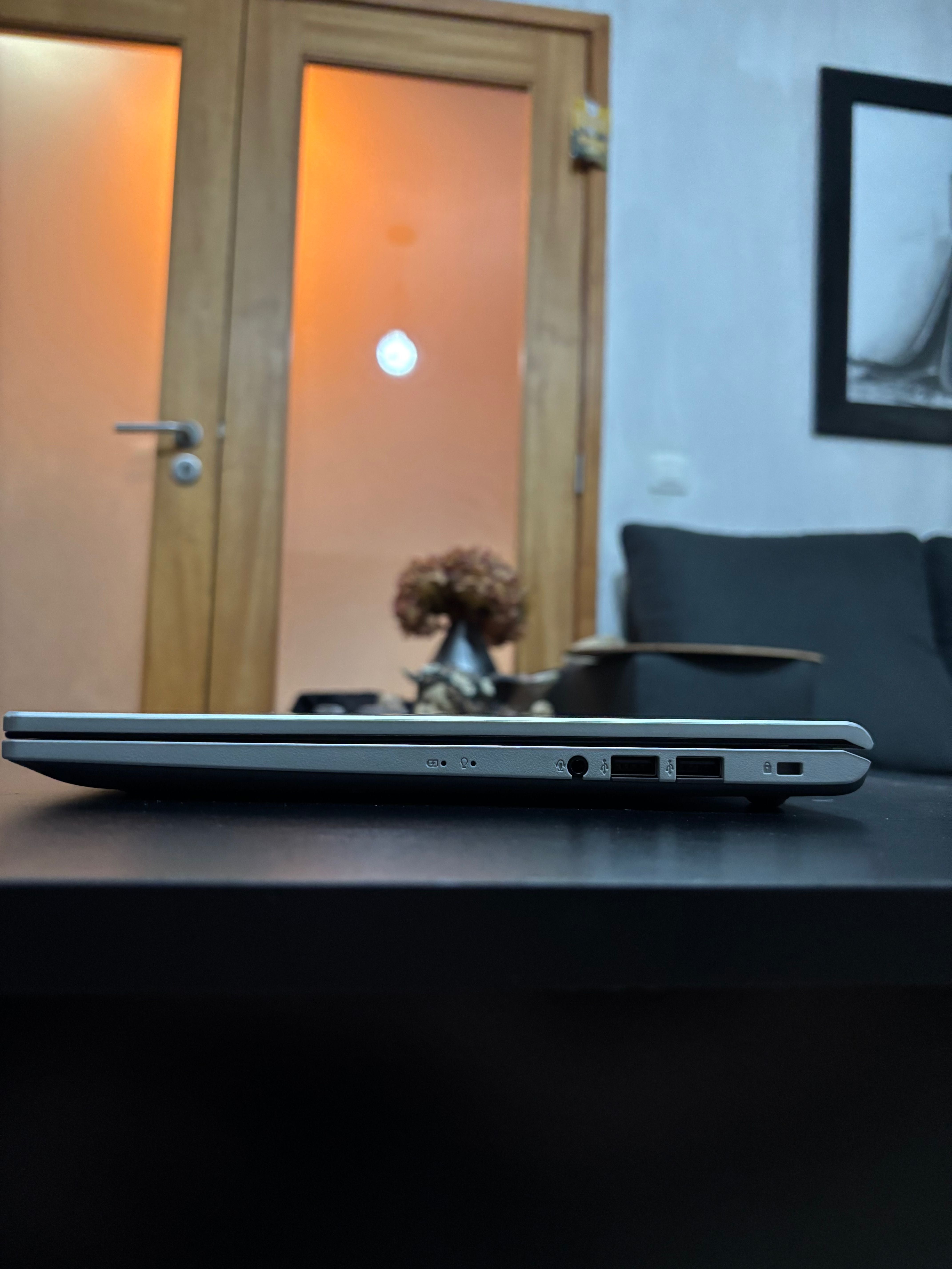 Computador Portátil ASUS (Muito pouco uso) (Estudo/dia-a-dia)