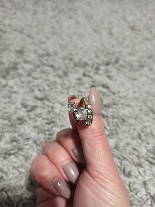 Продам серебро кольца,серги.