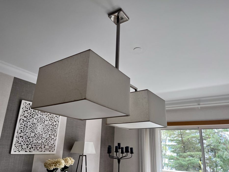 Candeiro sala em inox com dois abajur