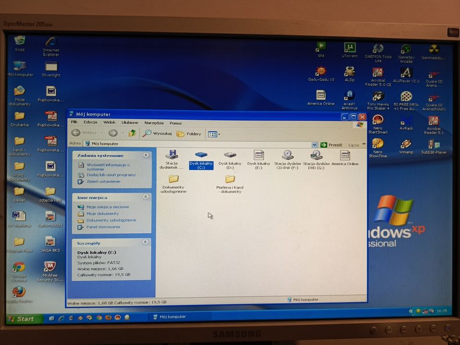 Stary komputer AMD 2000+ MSI agp 8x