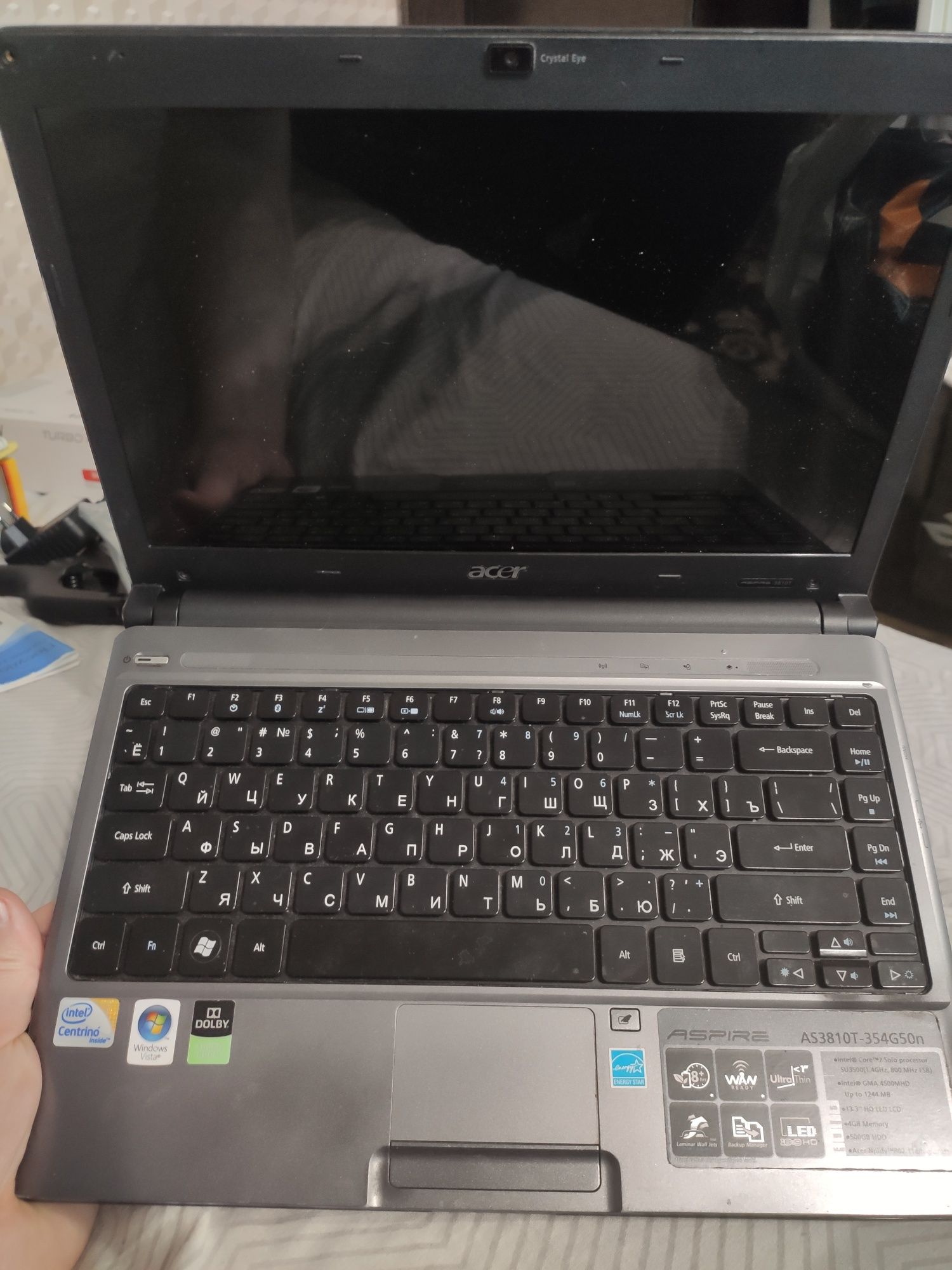 Продам ноутбук Acer с нерабочим экраном