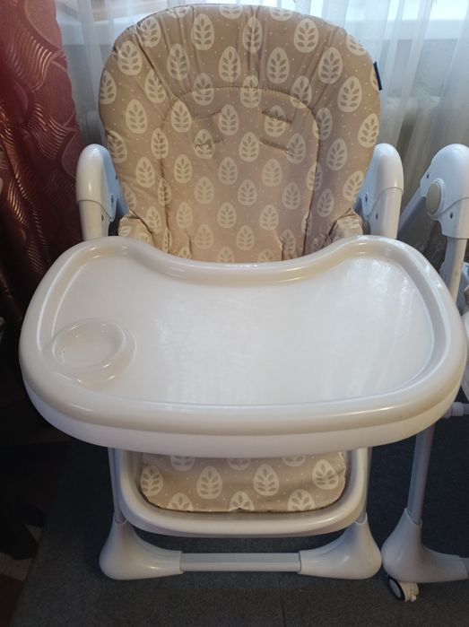 Продам стільчики для годування для двійні
