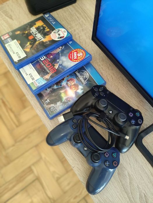 Vendo PS4 PRO 1 TB