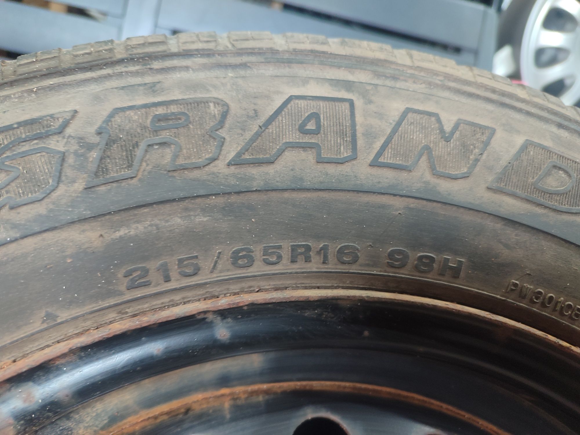 Запаска Nissan. R-16. 5×114.3