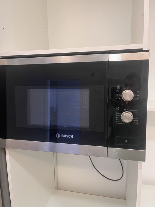 Microondas Encastee Bosch 1000W Grill