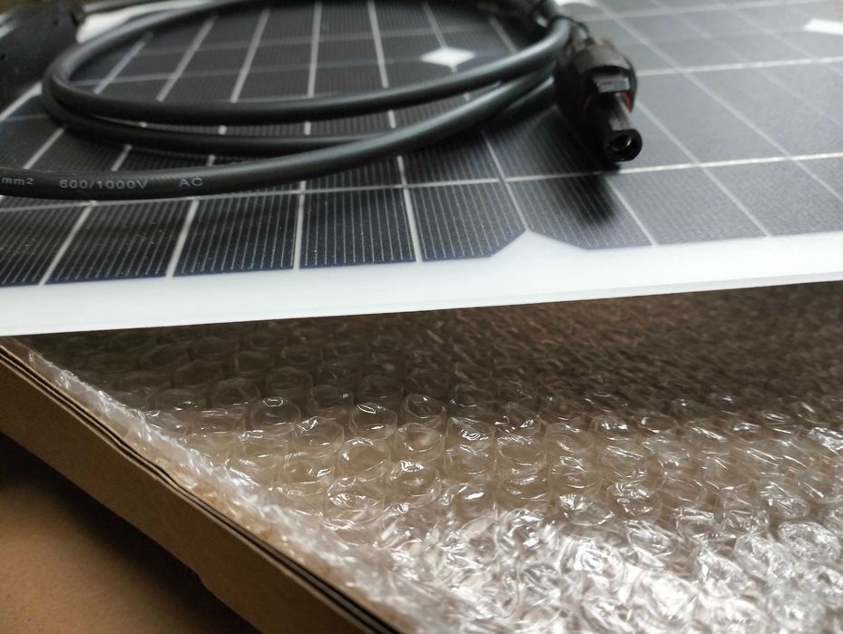 набором: 1 шт 12 вольт солнечные панель и контроллер