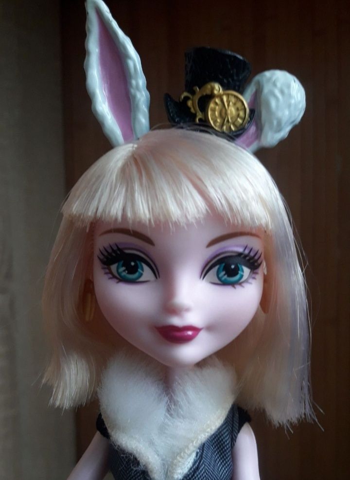 Кукла Ever After High Bunny Blanc basic Банни Бланк Базовая