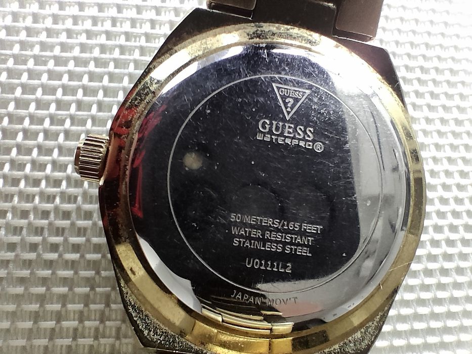 Женские часы Guess оригинал б/у